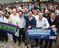 Universidades estaduais do Paraná chegam a 382 vagas anuais para cursos de Medicina