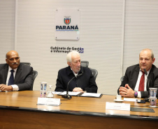 Vice-governador recebe comitiva da Índia para debater instalação de supercomputadores no Paraná