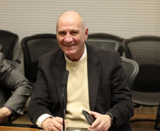 Vice-governador recebe comitiva da Índia para debater instalação de supercomputadores no Paraná