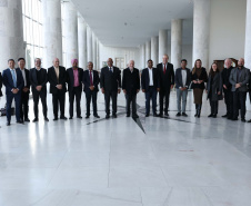 Vice-governador recebe comitiva da Índia para debater instalação de supercomputadores no Paraná