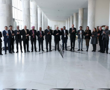 Vice-governador recebe comitiva da Índia para debater instalação de supercomputadores no Paraná