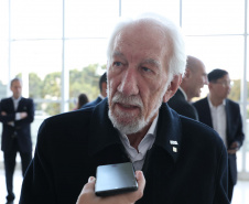 Vice-governador recebe comitiva da Índia para debater instalação de supercomputadores no Paraná