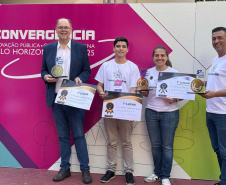 Da zona rural à inovação: programas para jovens do Paraná transformam vida de estudante