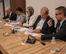 Paraná e instituto português assinam acordo para doutorado em tecnologia agroalimentar