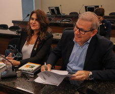 Paraná e instituto português assinam acordo para doutorado em tecnologia agroalimentar