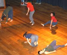 Fap ganha teatro