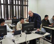 Simepar recebe visita de meteorologistas da América Central