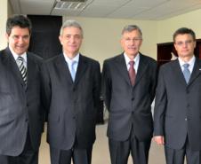 Funcionários de carreira do Tecpar assumem a diretoria do instituto