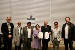 Invest Paraná assina convênios com universidades para promoção de produtos regionais