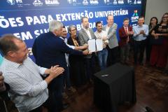 Universidades estaduais e Itaipu assinam parceria para ações de extensão em sustentabilidade