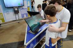 Rota da Inovação leva mais de 400 alunos da rede estadual para conhecer ambientes inovadores
