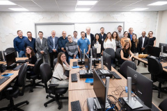 Após investimento de R$ 8 milhões, Unioeste ganha novas salas e laboratório em Cascavel