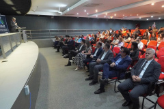 Estado promove aula inaugural da especialização e residência técnica em gestão