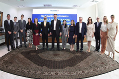 Governador Ratinho Junior empossa quatro novos procuradores do Estado