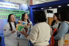 Paraná marca presença e apresenta exemplos em congresso nacional de nutrição