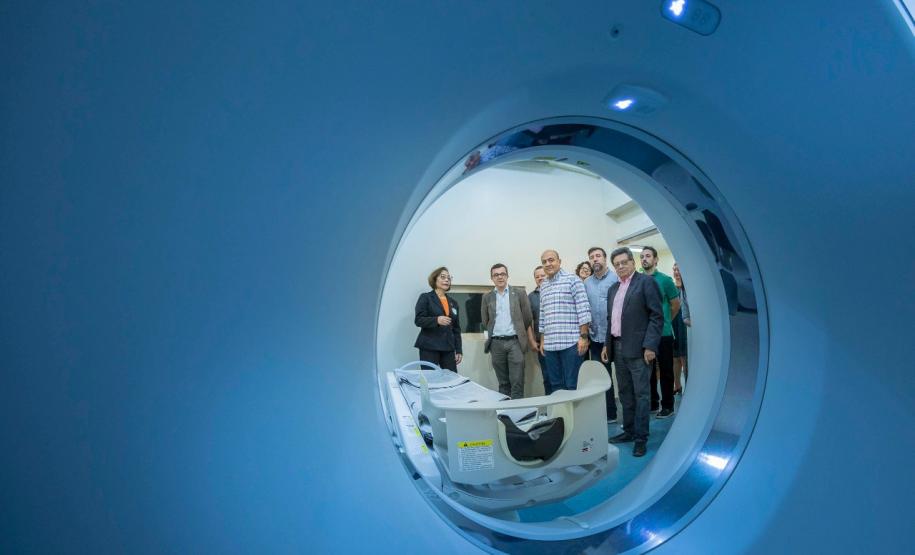 Tomógrafo Computadorizado Helicoidal 80 canais, da marca Canon, modelo Aquilion Lightning 80