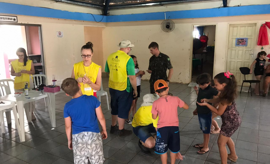 Lindoeste recebe atividades de voluntários da Unicentro