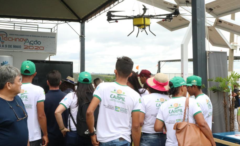 Unioeste lança drone para pulverização agrícola