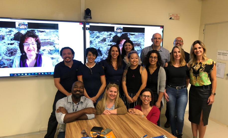 Paraná Fala Idiomas promove capacitação de equipes das universidades estaduais