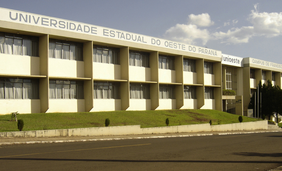 Universidade Estadual do Oeste do Paraná (Unioeste)