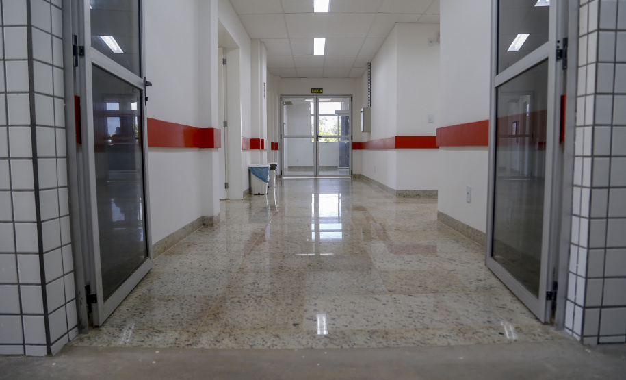 Nova ala amplia atendimento no Hospital Universitário dos Campos Gerais