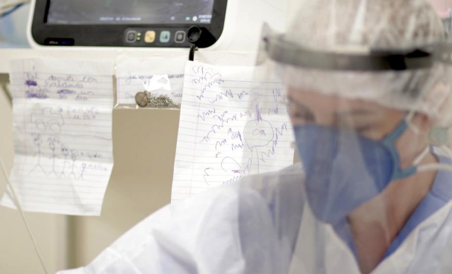 32 anos: servidores contam história do Hospital Universitário do Oeste