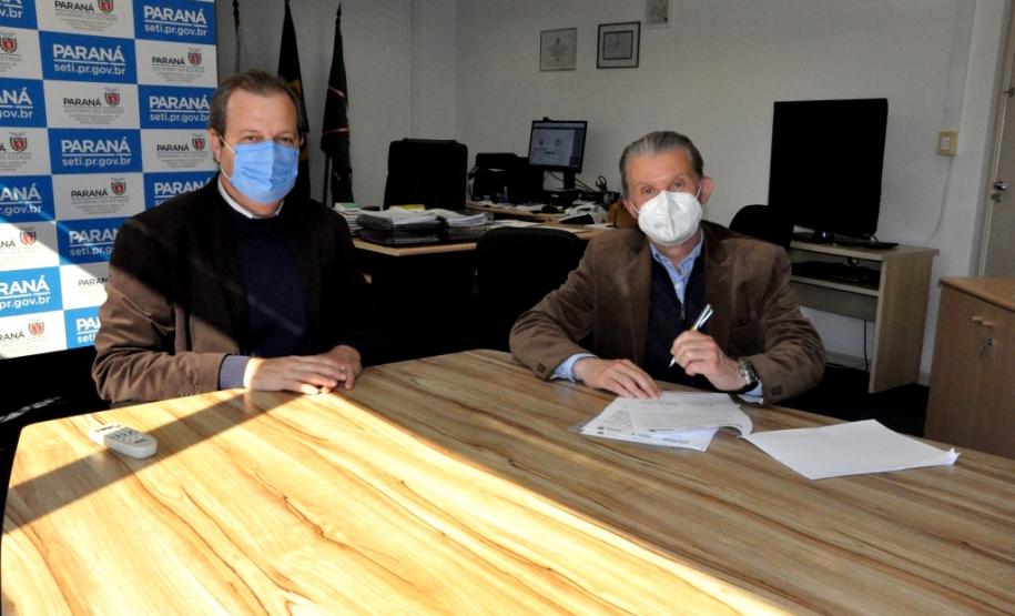 Para ampliar produção científica, Paraná terá rede de laboratórios multiusuários