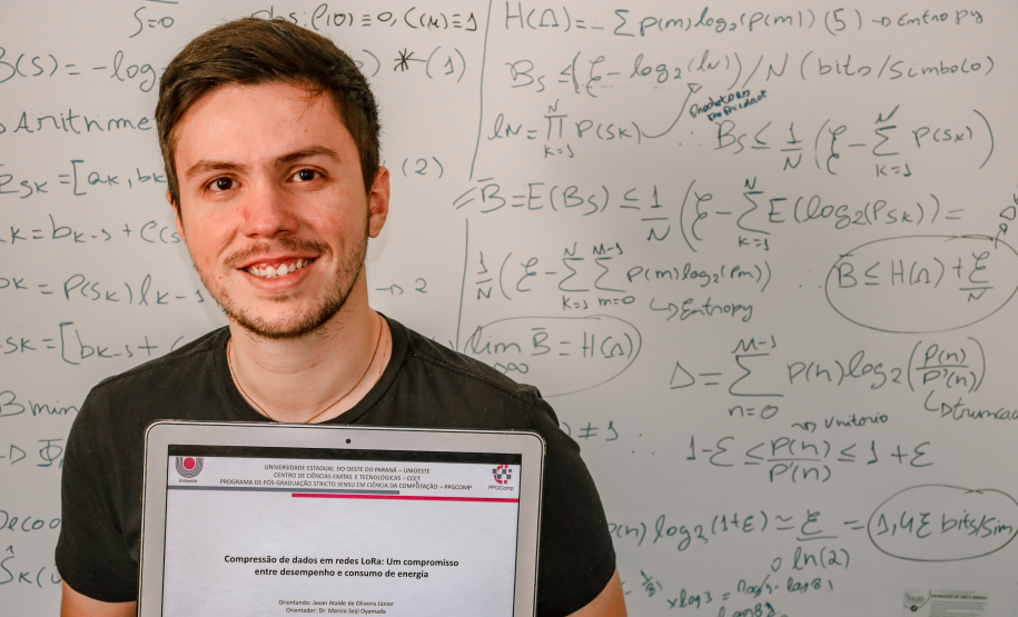 Primeiro aluno a concluir mestrado em Ciência da Computação da Unioeste desenvolve estudo inovador