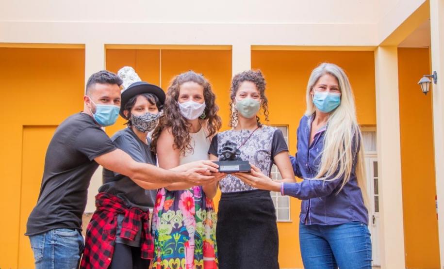 Vencedores do 49º Fenata da UEPG recebem troféus e premiações