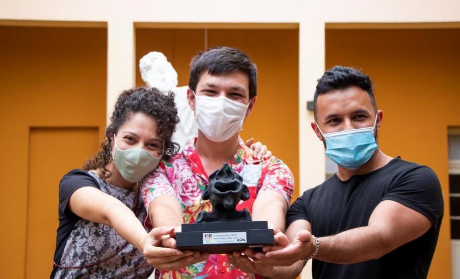 Vencedores do 49º Fenata da UEPG recebem troféus e premiações