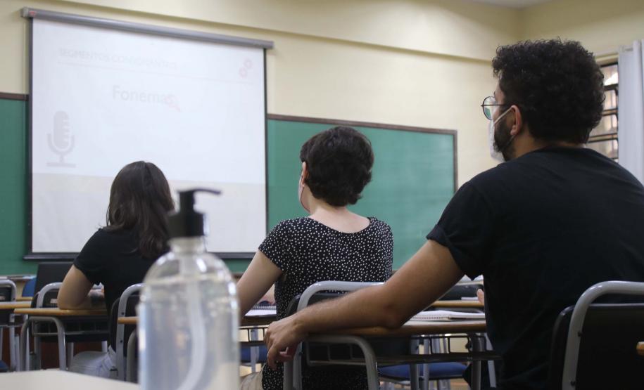 Unioeste retoma aulas presenciais em quatro campus