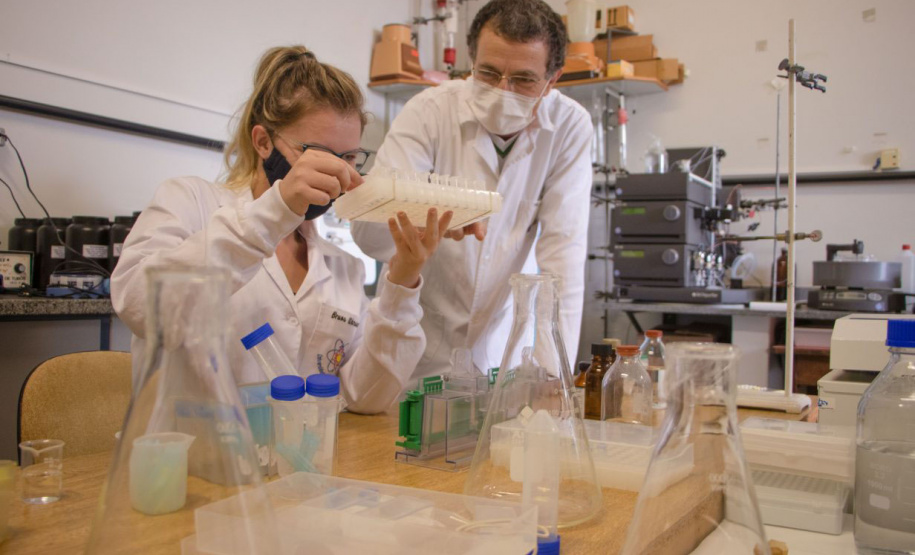 Laboratório Nacional de Luz Síncrotron (LNLS)