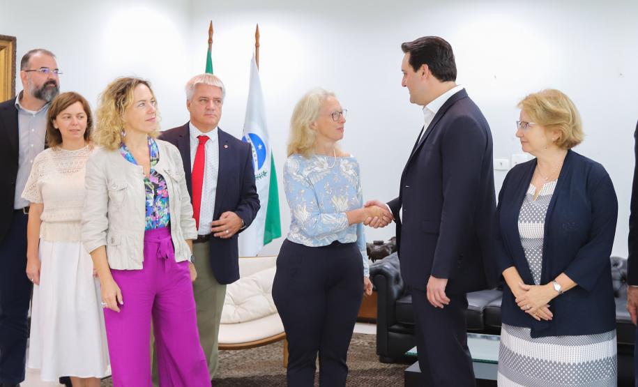 Paraná e Canadá confirmam interesse em expandir parcerias na agricultura e educação