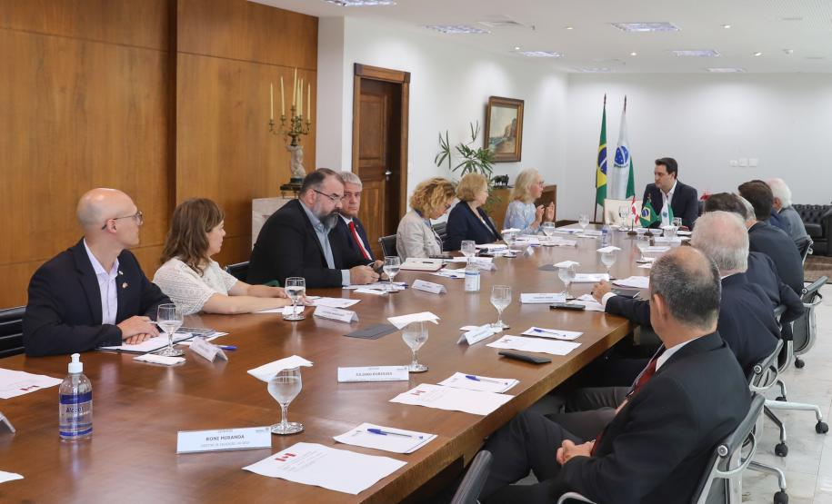 Paraná e Canadá confirmam interesse em expandir parcerias na agricultura e educação