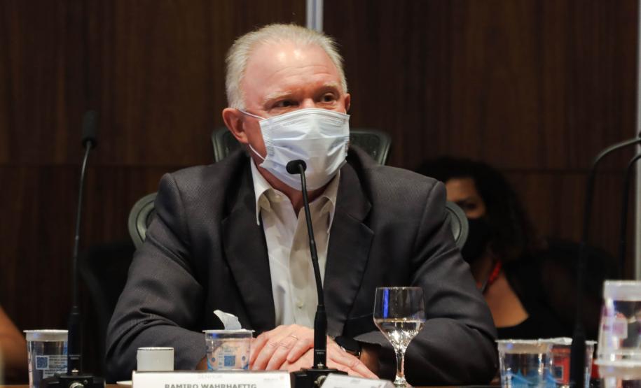 Estado reajusta em 25% valor das bolsas para pesquisadores, professores, estudantes e indígenas