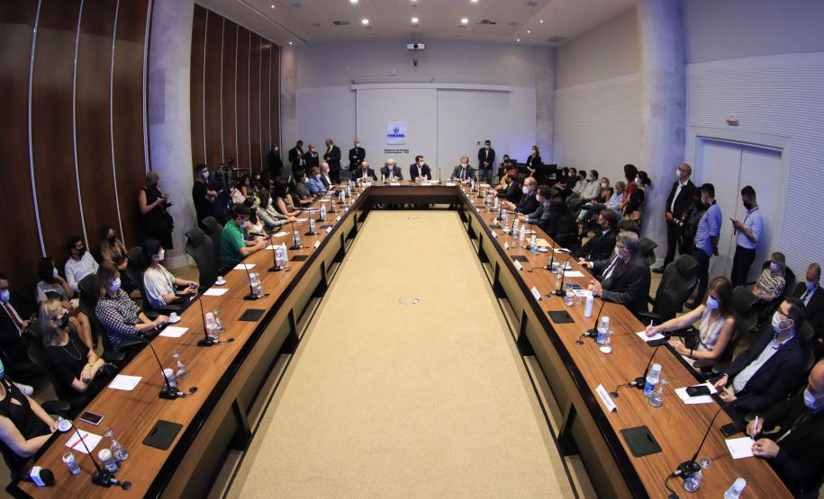 Estado reajusta em 25% valor das bolsas para pesquisadores, professores, estudantes e indígenas