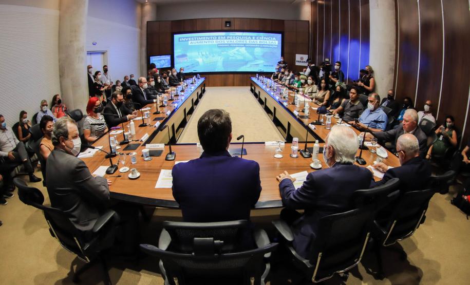 Estado reajusta em 25% valor das bolsas para pesquisadores, professores, estudantes e indígenas