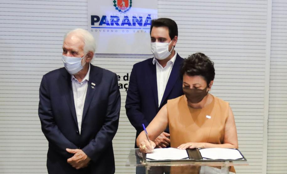 Estado reajusta em 25% valor das bolsas para pesquisadores, professores, estudantes e indígenas