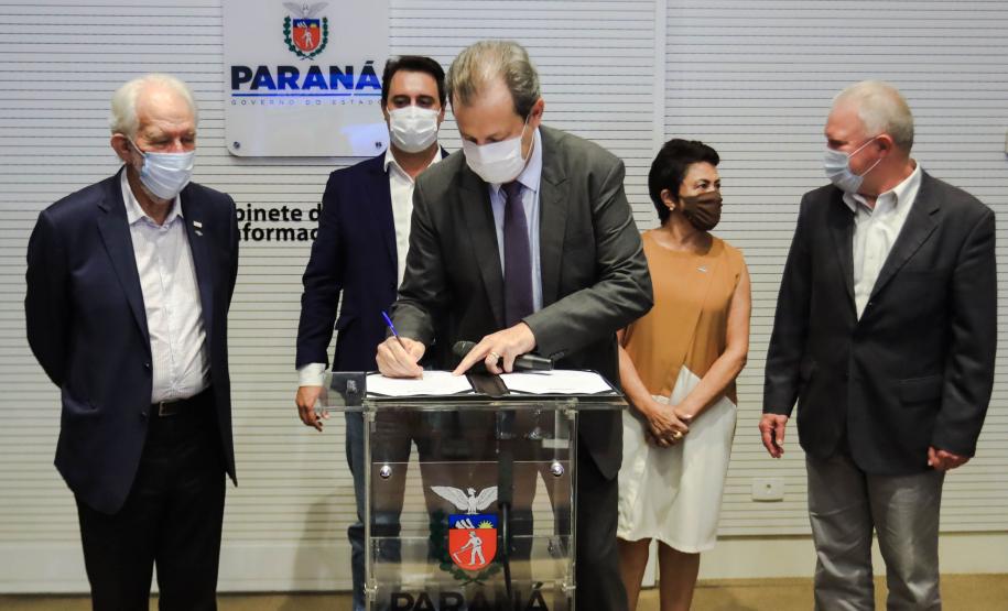 Estado reajusta em 25% valor das bolsas para pesquisadores, professores, estudantes e indígenas