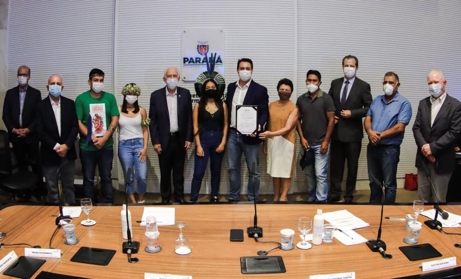 Estado reajusta em 25% valor das bolsas para pesquisadores, professores, estudantes e indígenas