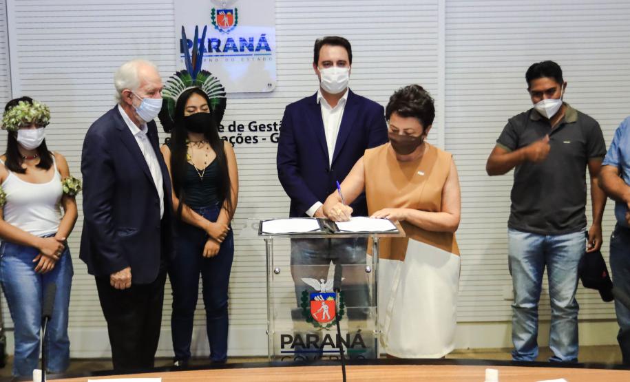 Estado reajusta em 25% valor das bolsas para pesquisadores, professores, estudantes e indígenas