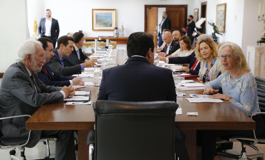 Paraná e Canadá confirmam interesse em expandir parcerias na agricultura e educação