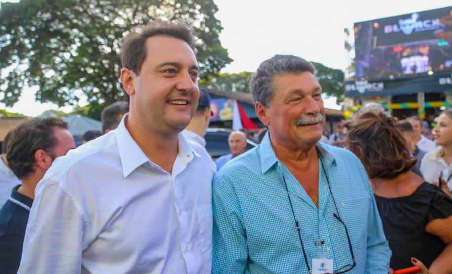 Governador conhece projeto de alimentação do futuro desenvolvido em Londrina