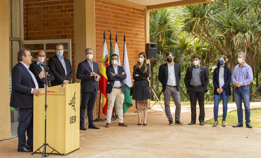 UEM inaugura novo bloco didático e administrativo de Ciências Contábeis