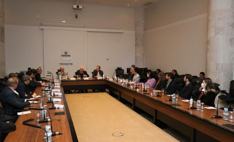 Invest Paraná assina convênios com universidades para promoção de produtos regionais