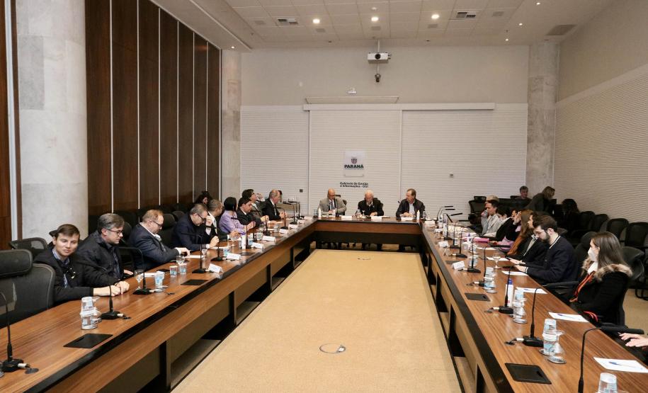 Invest Paraná assina convênios com universidades para promoção de produtos regionais