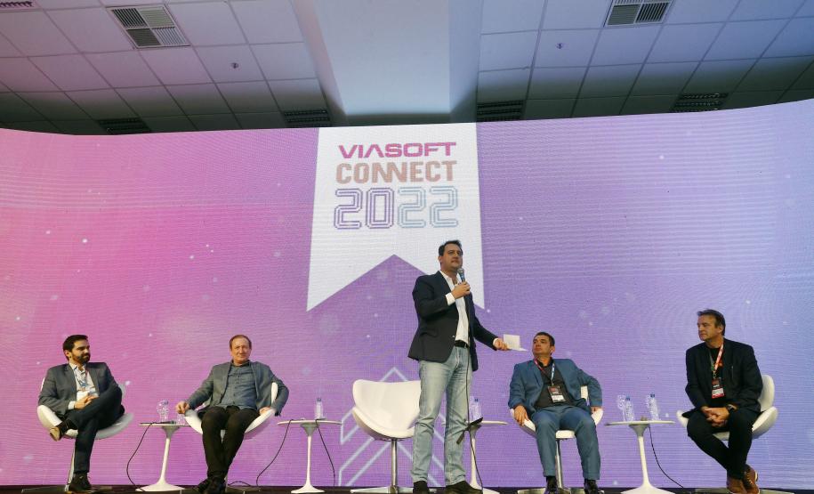 Estado lança o Geração Paraná Digital para ampliar capacitação de mão de obra especializada