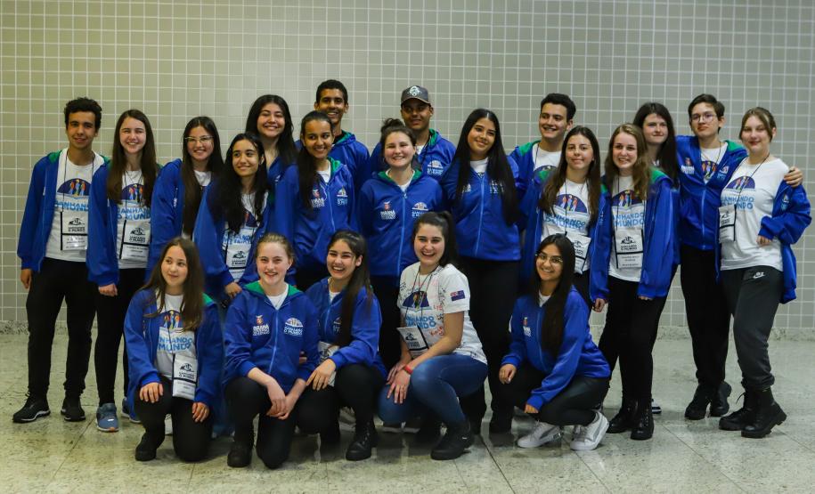 Alunos da rede estadual retornam de intercâmbio na Nova Zelândia cheios de histórias