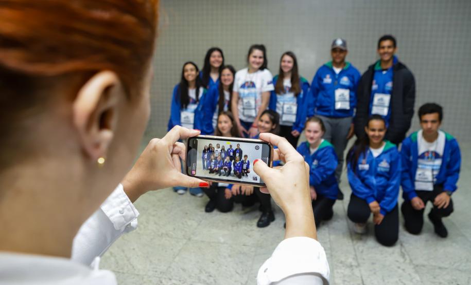 Alunos da rede estadual retornam de intercâmbio na Nova Zelândia cheios de histórias