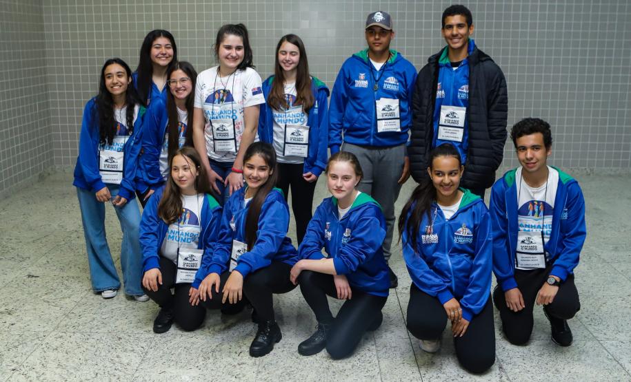 Alunos da rede estadual retornam de intercâmbio na Nova Zelândia cheios de histórias